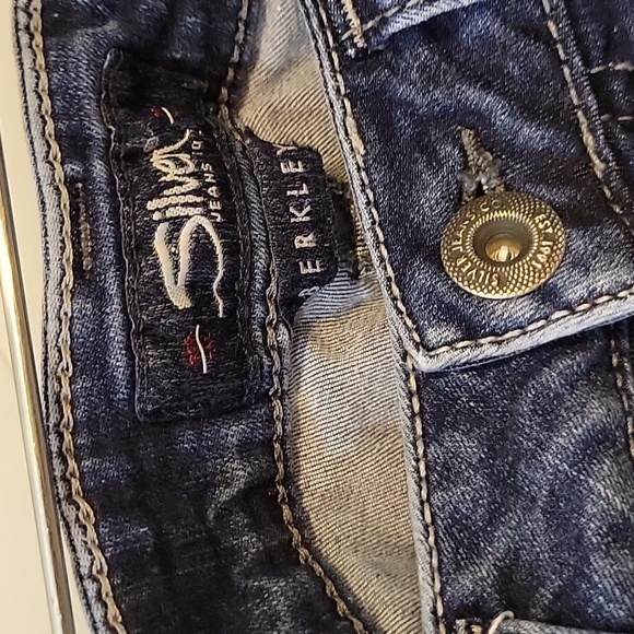 Silver Berkley Skinny Darkwash Jeans 29 x 31 discontinued! - Picture 7 of 12
